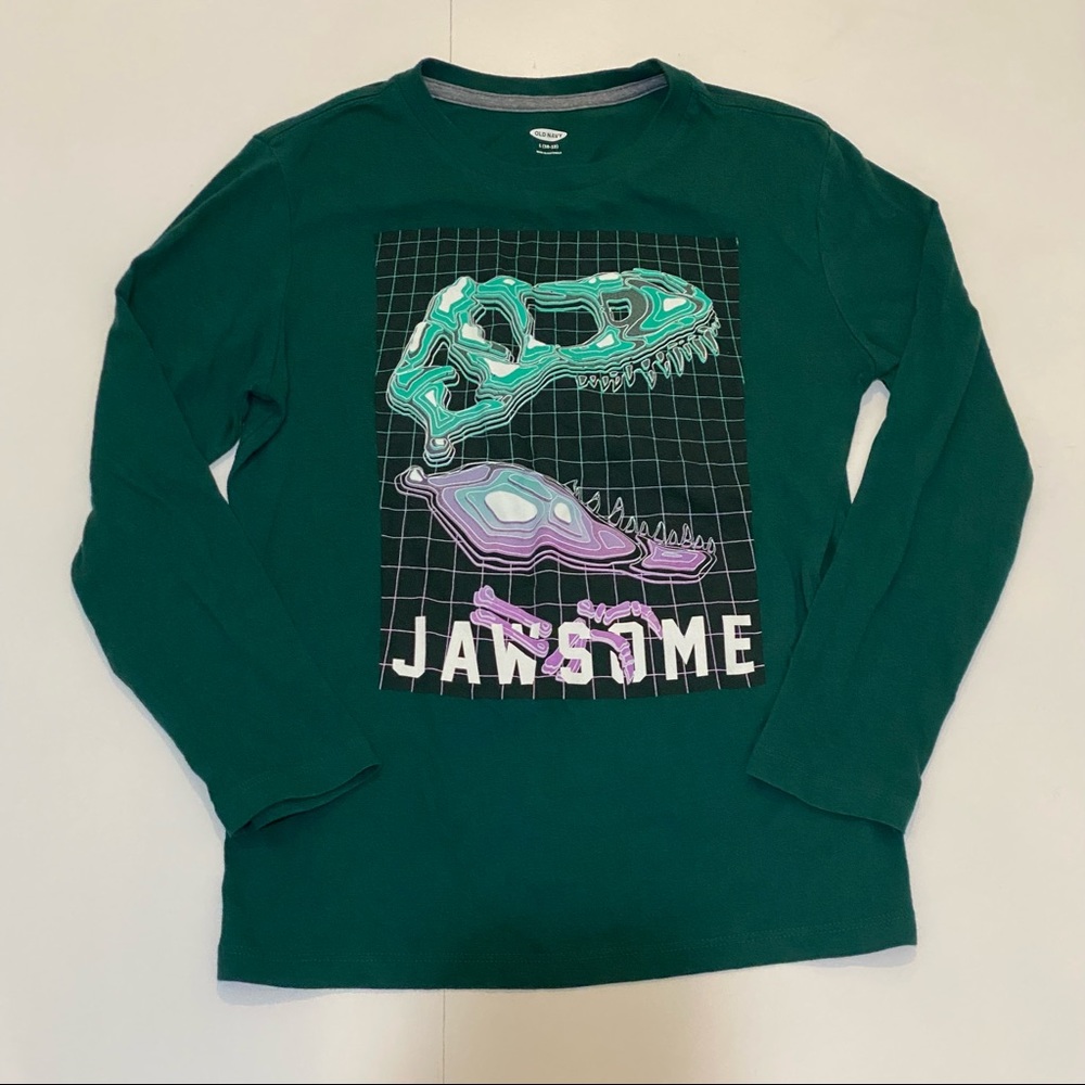 Boys Old Navy long sleeve tshirt